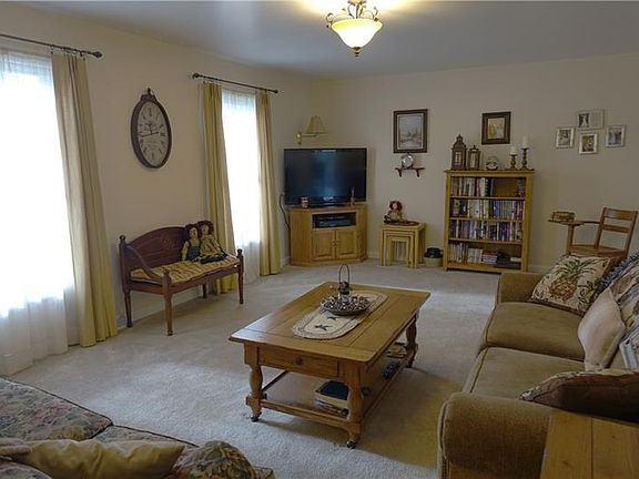 2nd image of 4207 East Dr