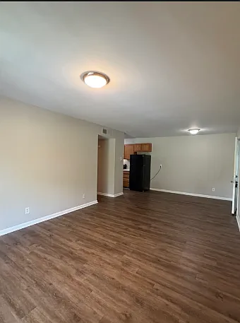 2827 N Ohenry Blvd #E — Photo 8