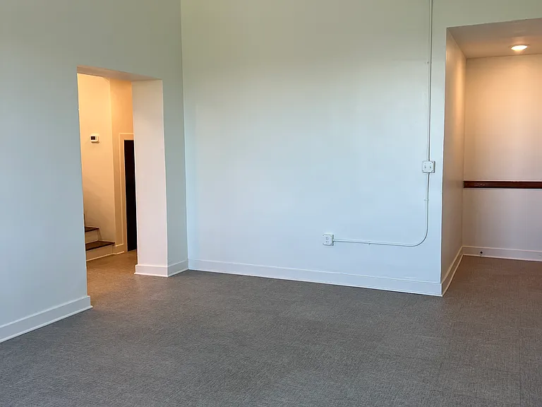 Pulaski Lofts — Photo 147