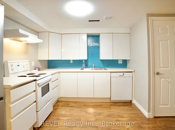 26 Belton Blvd, Saint Catharines, ON L2T 3N6