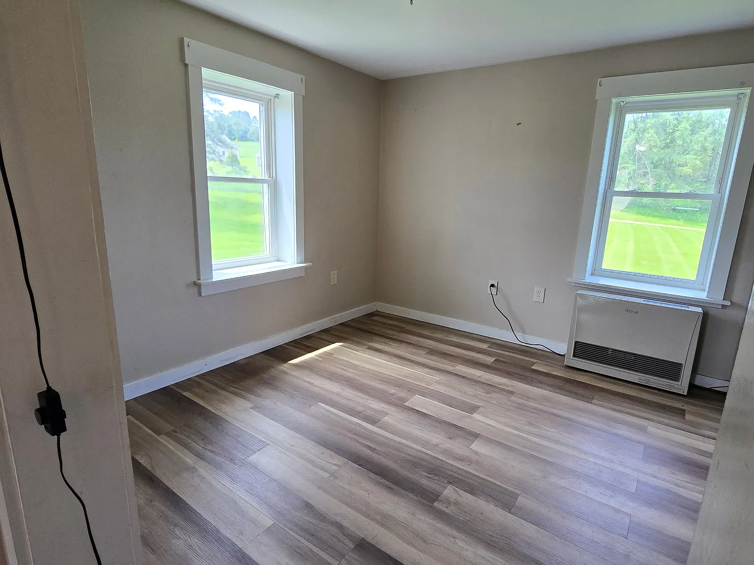 2 bed, 1.5 bath, 1000 sqft, $1,550 — Photo 3