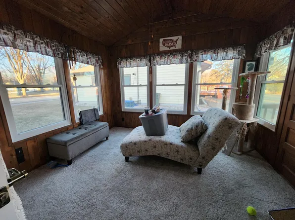 52 Century Ave SE, Hutchinson, MN 55350