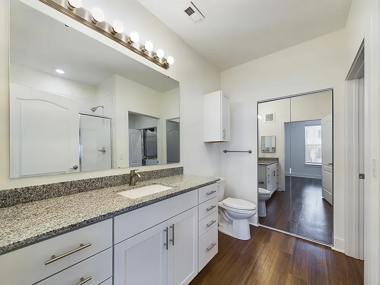 725 Victory Ln #9-101 — Photo 4
