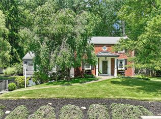 120 Lee Rd, Pittsburgh, PA 15237