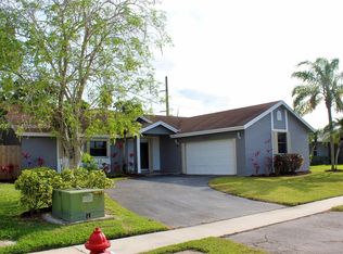 16752 SW 5th Way, Fort Lauderdale, FL 33326