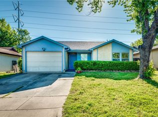 5419 Spring Willow Dr, Arlington, TX 76018