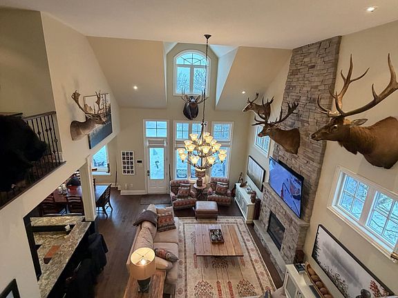 3rd image of 1214 Hamilton Rd #7