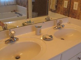 805 Barneswyck Dr, Fuquay Varina, NC 27526