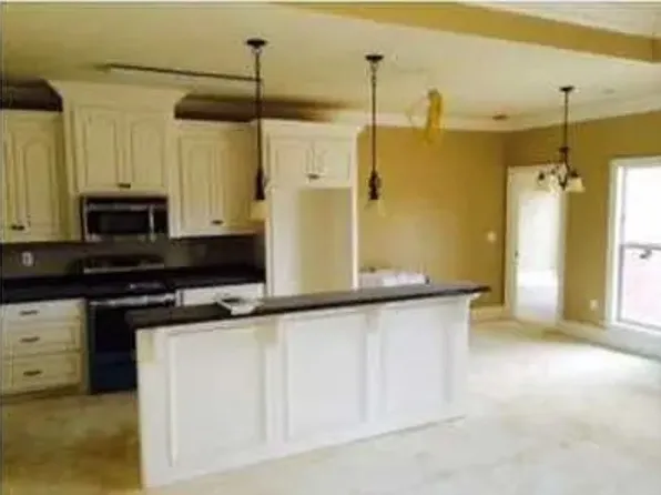 220 Bream Pond Ln, Brandon, MS 39047