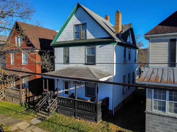 806 Gaston Ave, Fairmont, WV 26554
