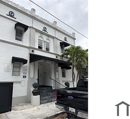 2nd image of 1029 SW 5th St APT 12