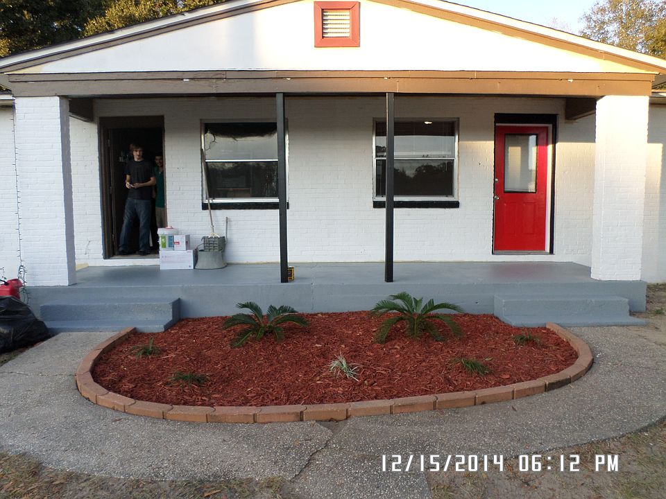 1st image of 5 Ellis Dr