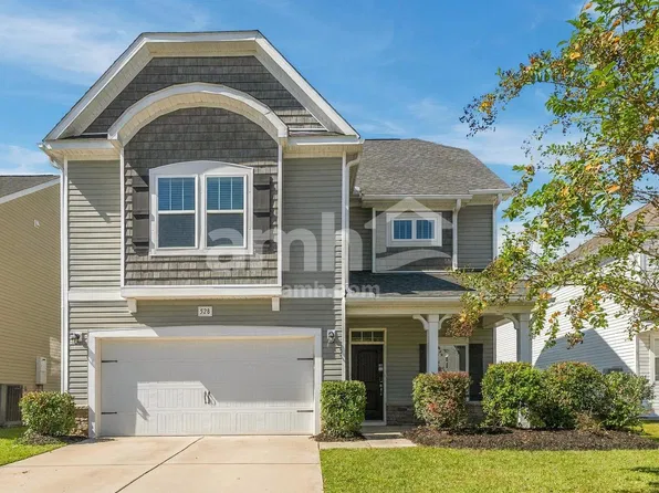528 Lateleaf Dr, Moncks Corner, SC 29461