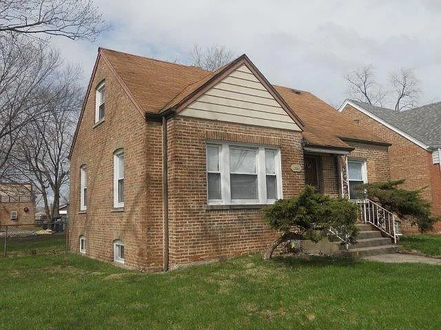 12360 S May St photo 1