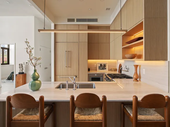 66 Hope Street image 1 of 10