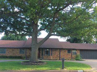 2815 Oak Ridge Rd, Enid, OK 73703