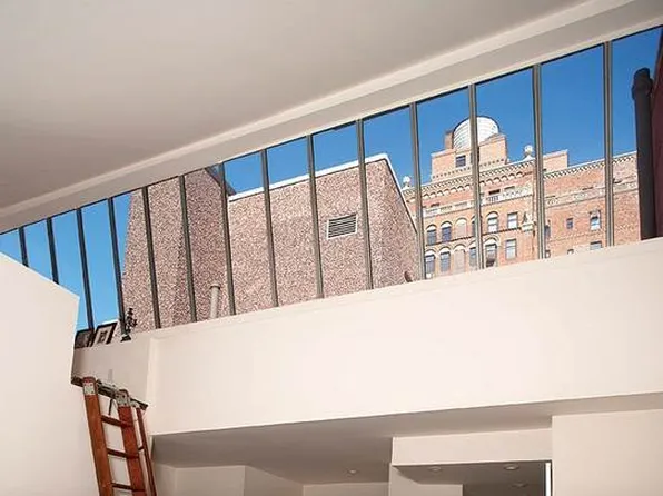 400 West 23rd Street image 1 of 5