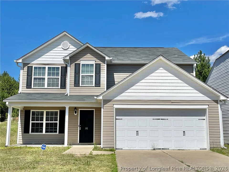 92 Hallow Oak St