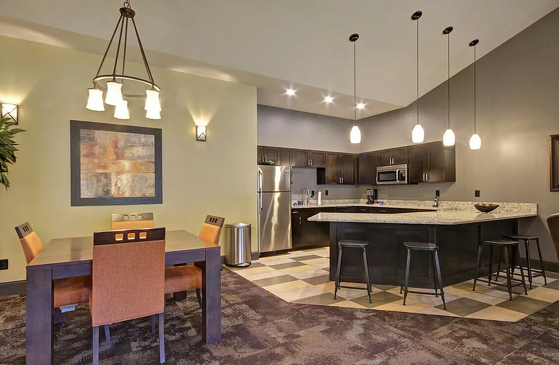 Reserve at Lake Pointe — Photo 4