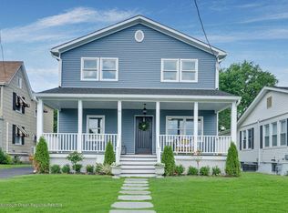 54 W Highland Ave, Atlantic Highlands, NJ 07716