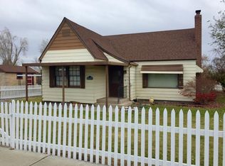 2137 W Peninsula Dr, Moses Lake, WA 98837