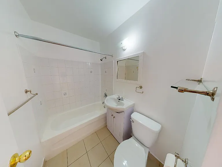 506 Danforth Rd — Photo 17