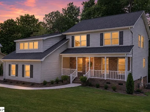 414 Phillips Ln, Greer, SC 29650