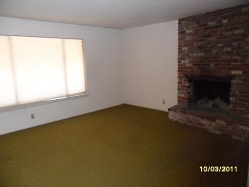 2nd image of 3447 N Hulbert Ave