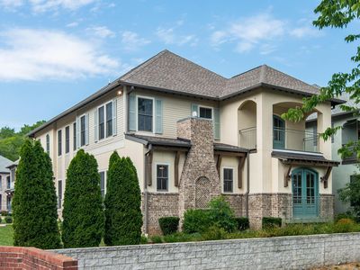 400 Woodmont Hall Pl, Nashville, TN, 37205