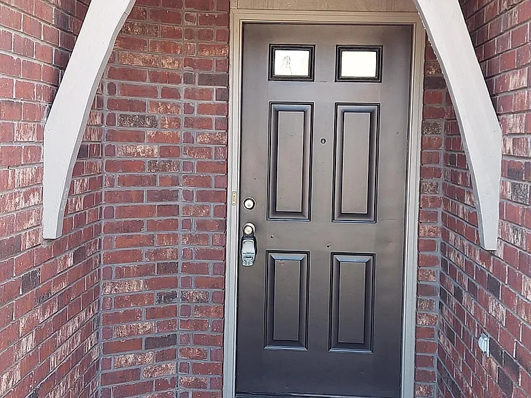 10002 N 102nd East Ave — Photo 3