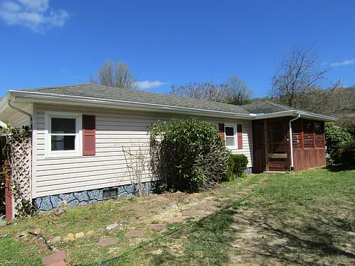 132 Hensley Loop Photo 1
