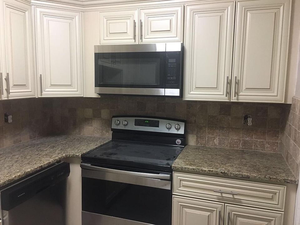 1st image of 2416 Peachwood Cir NE