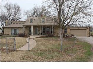820 E 49th St N, Wichita, KS 67219