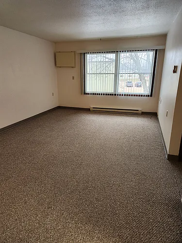 Valley Crest Apartments Photo 1