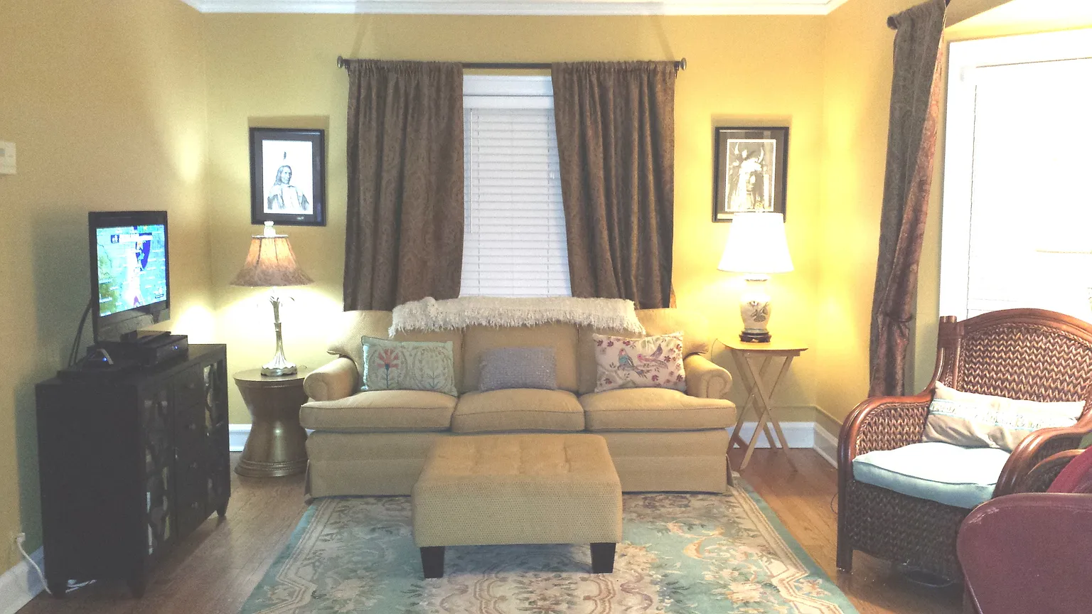 224 E Crescent Ave photo 1