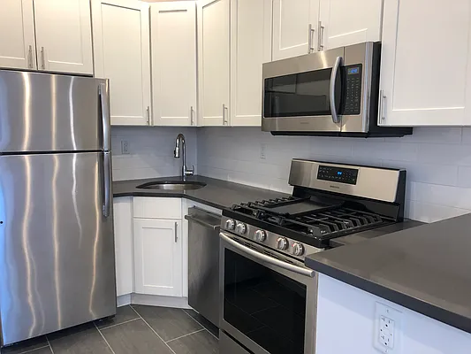 Rented by CNYC Apartments | media 42