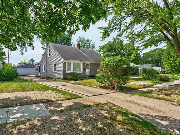 4th image of 2807 18th Ave