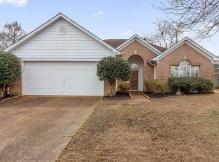 8585 Timber Creek Dr, Cordova, TN 38018