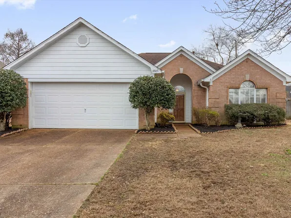 8585 Timber Creek Dr, Cordova, TN 38018