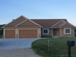5132 Roamn Way, Hartford, WI 53027