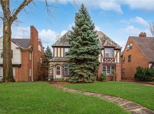 17800 Winslow Rd, Shaker Heights, OH 44122