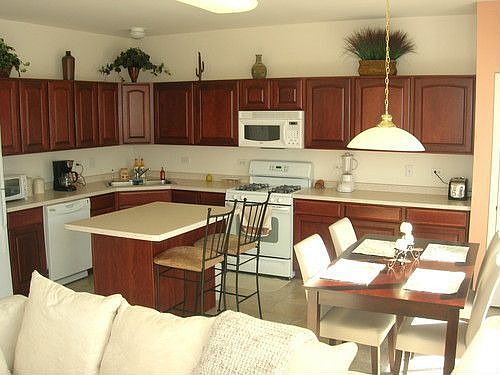 3rd image of 3076 Troon Dr