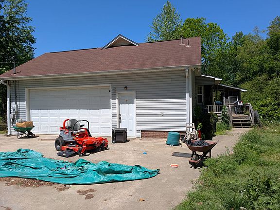 3rd image of 31 Rowan Dr