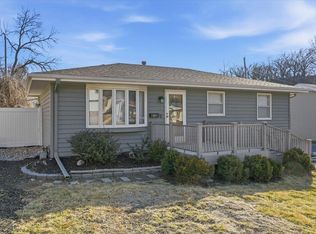 319 Steven Cir, Council Bluffs, IA 51503