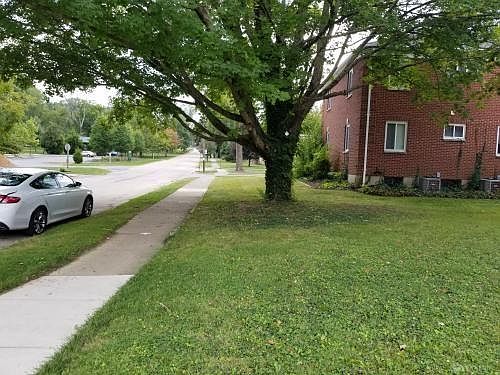 3rd image of 2577 Hilton Dr APT 1