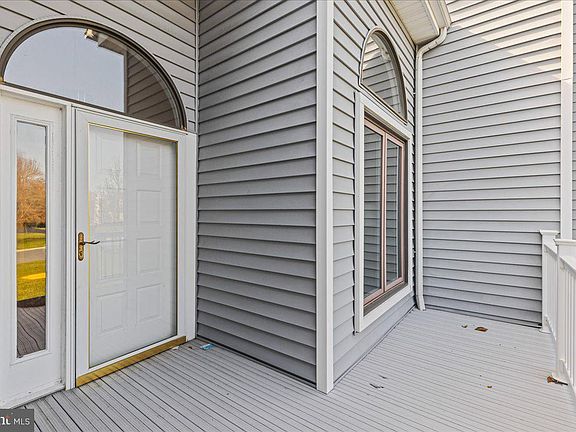 5th image of 2190 Conley Dr