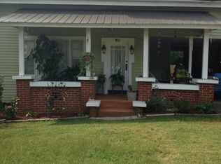 911 Willow St NW, Cleveland, TN 37311