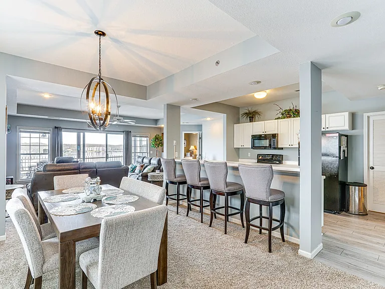 200 E Harbour Towne Dr #E203 — Photo 3