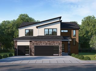 1744 N Hawthorne Pl, Brookline, MO 65619