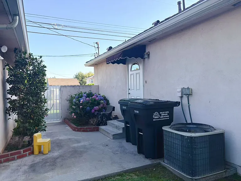 2080 Robin Rd — Photo 22